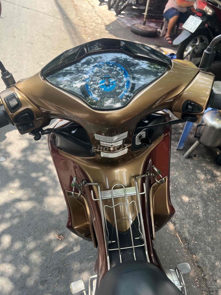 Honda Future 2013 - ảnh 2