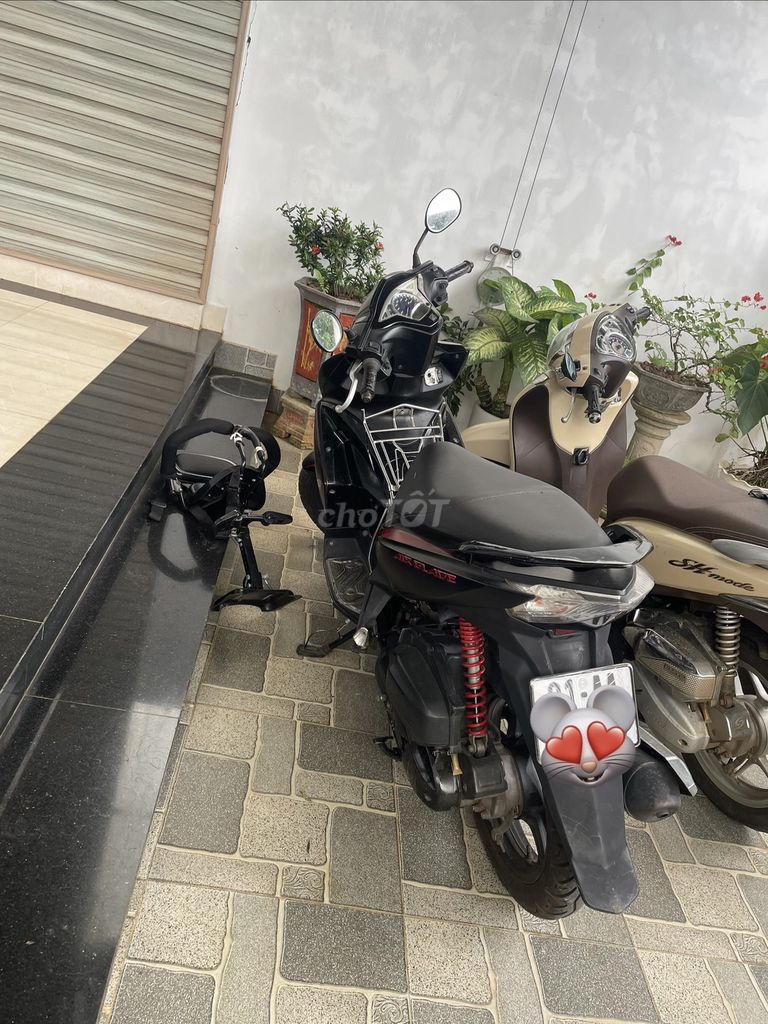 Honda Air Blade 2015 - ảnh 2