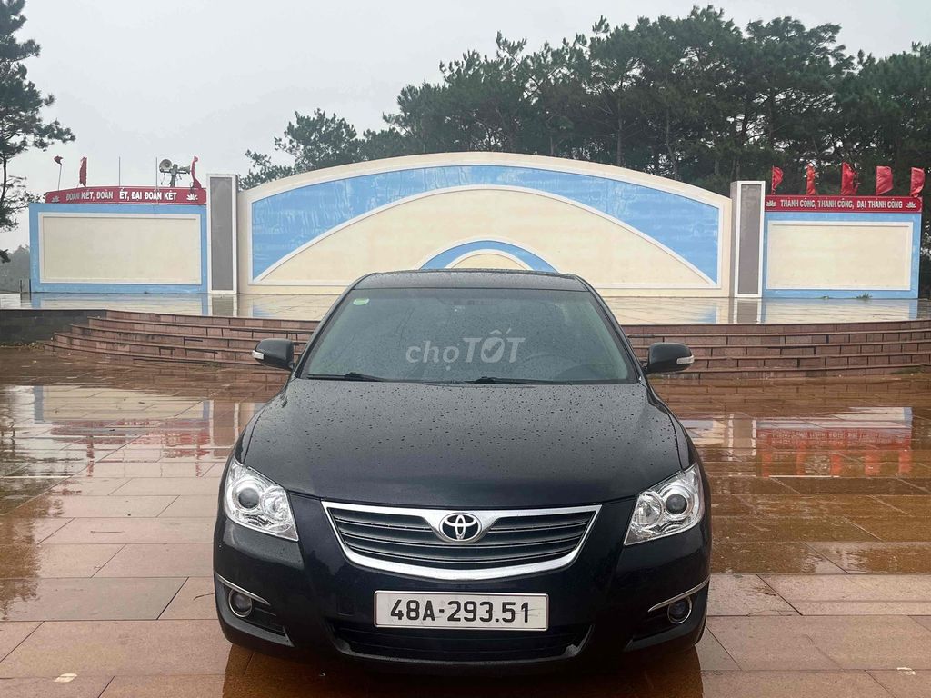 Toyota Camry 2.4G - ảnh 1