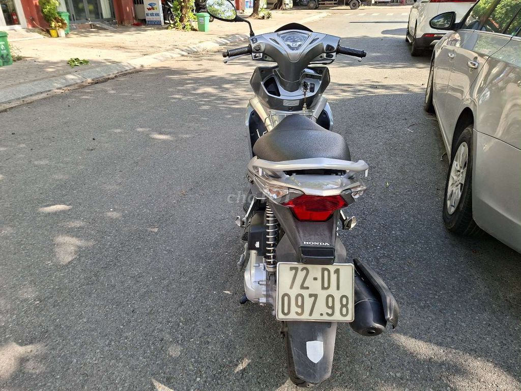 Honda Air Blade 2011 - ảnh 5