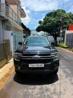 Ford Everest Ambiente 2.0L 4x2 AT 2023 - ảnh 1
