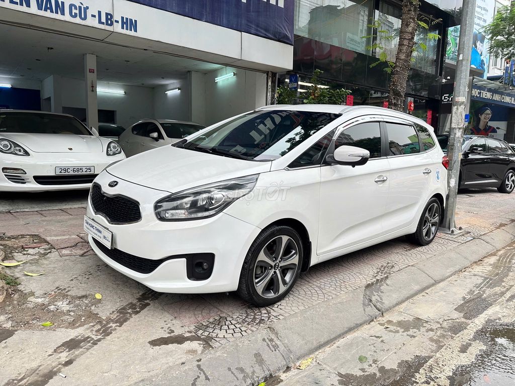 Kia Rondo 2016 - ảnh 2