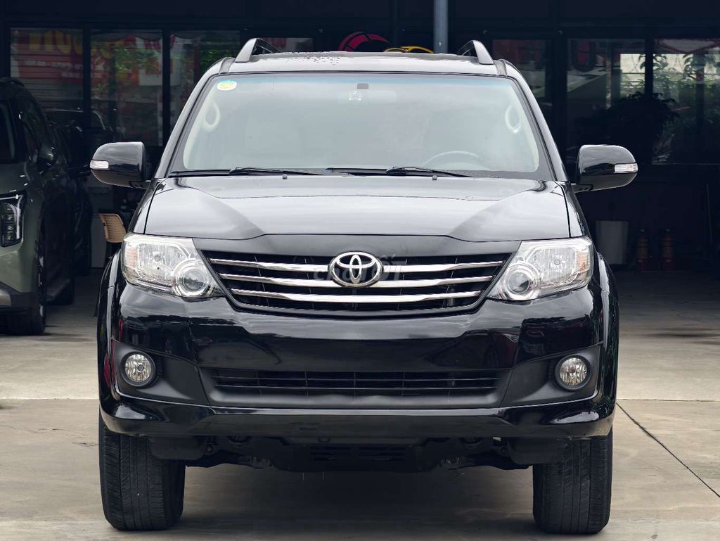 Toyota Fortuner 2014 - ảnh 3