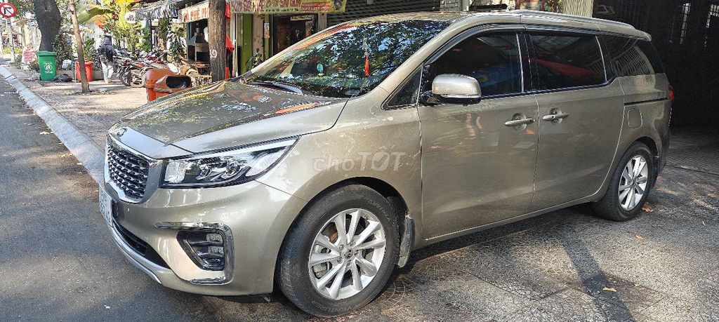 Kia Sedona 2021 - ảnh 2