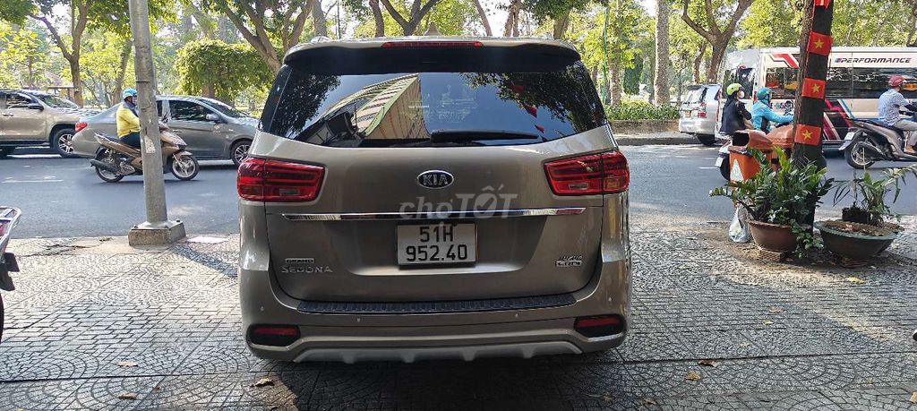 Kia Sedona 2021 - ảnh 5