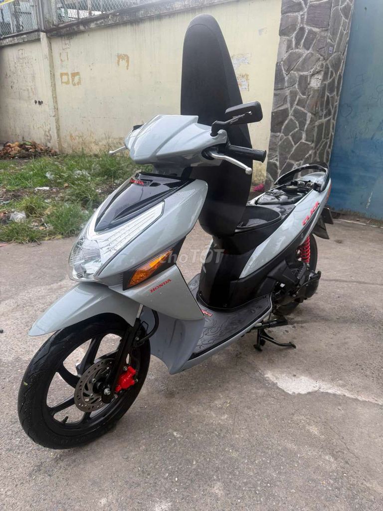 Honda Click 2011 - ảnh 2