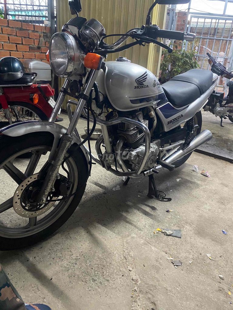 Honda CB 2006 - ảnh 3