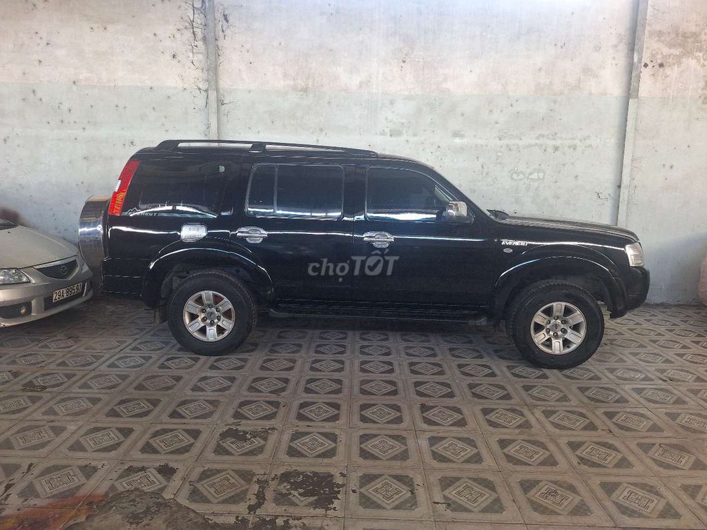 Ford Everest 2008 - ảnh 2