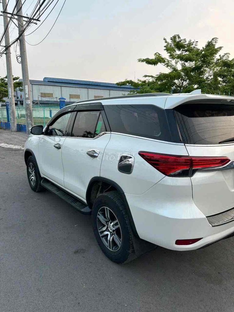 Toyota Fortuner 2017 - ảnh 2
