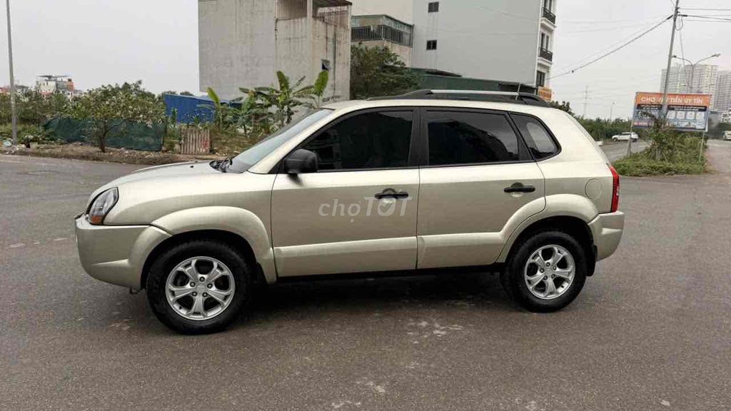 Hyundai Tucson 2009 - ảnh 3