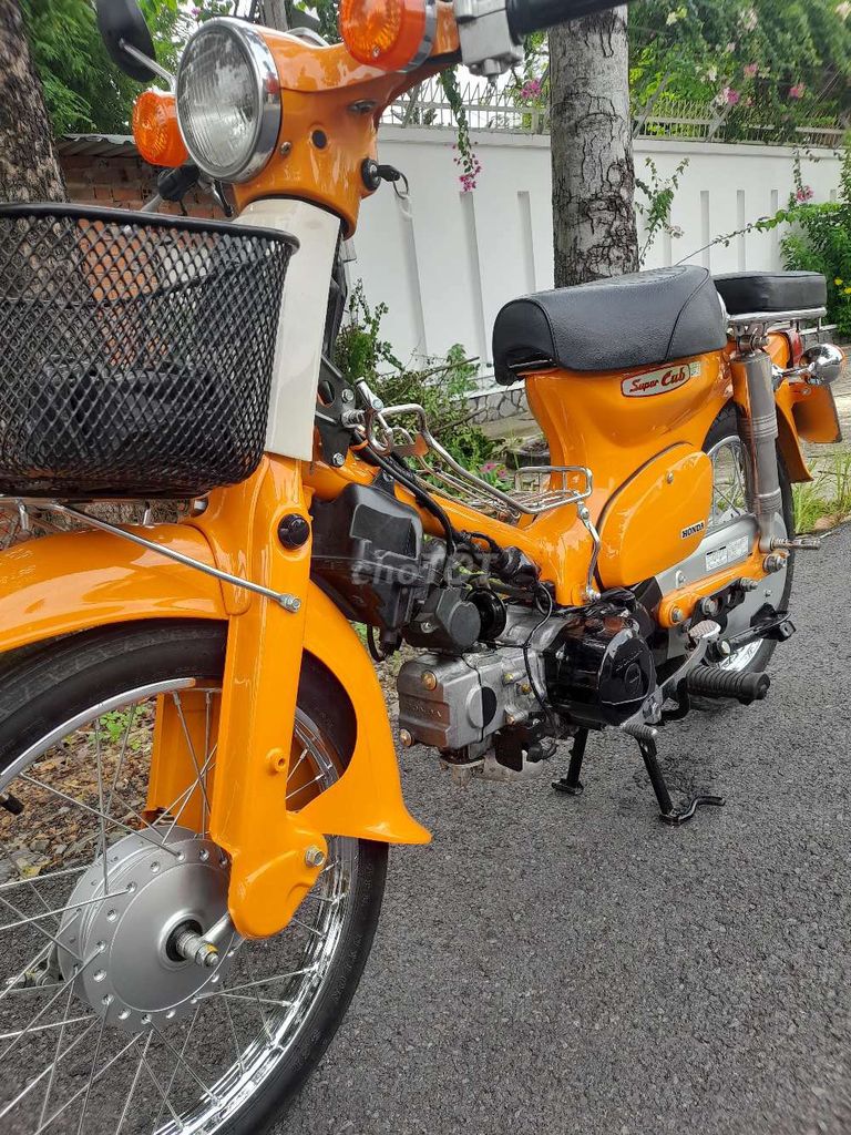 Honda Super 1988 - ảnh 1