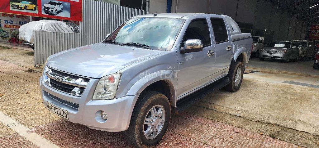 Isuzu Dmax 2011 - ảnh 4