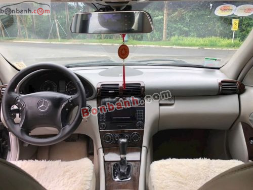 Mercedes-Benz 2010 - ảnh 3