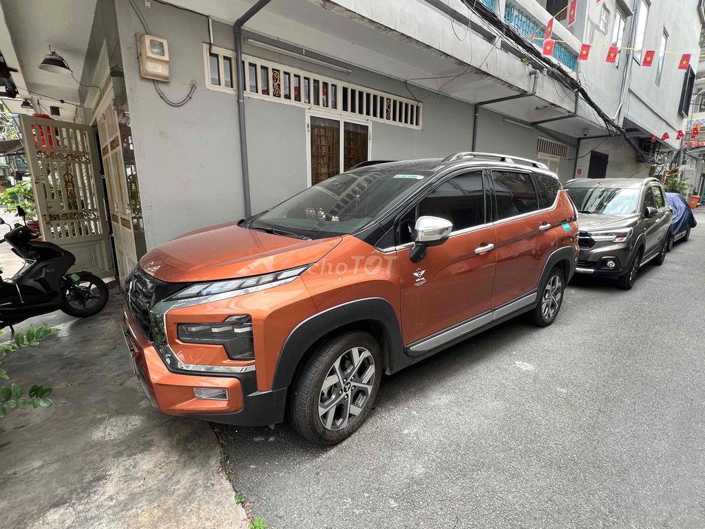 Mitsubishi Xpander Cross 2024 - ảnh 1