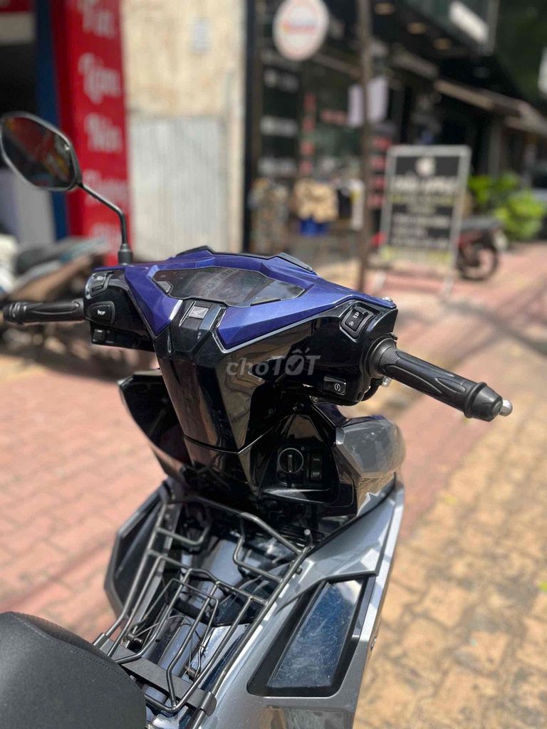 Honda Air Blade 2024 - ảnh 2