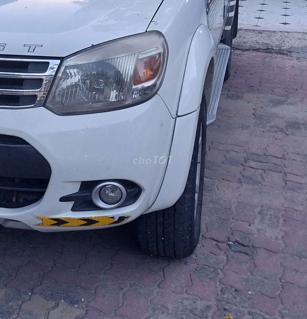 Ford Everest 2014 - ảnh 3