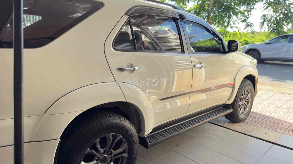 Toyota Fortuner 2016 - ảnh 4