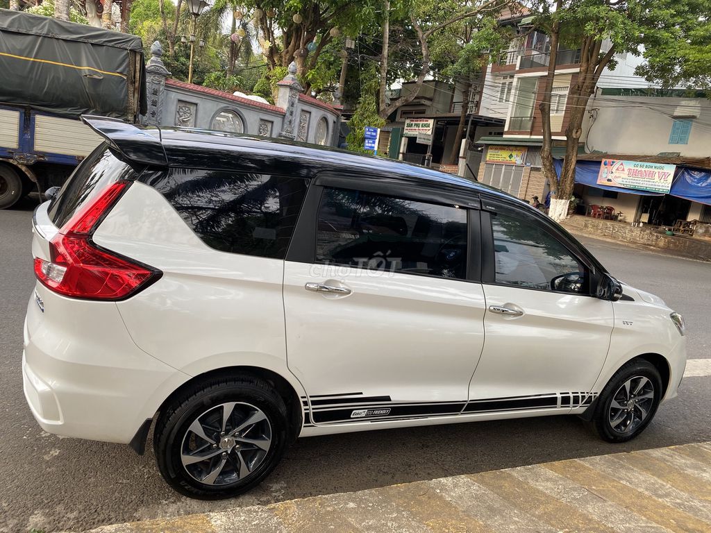 Suzuki Ertiga 2022 - ảnh 4