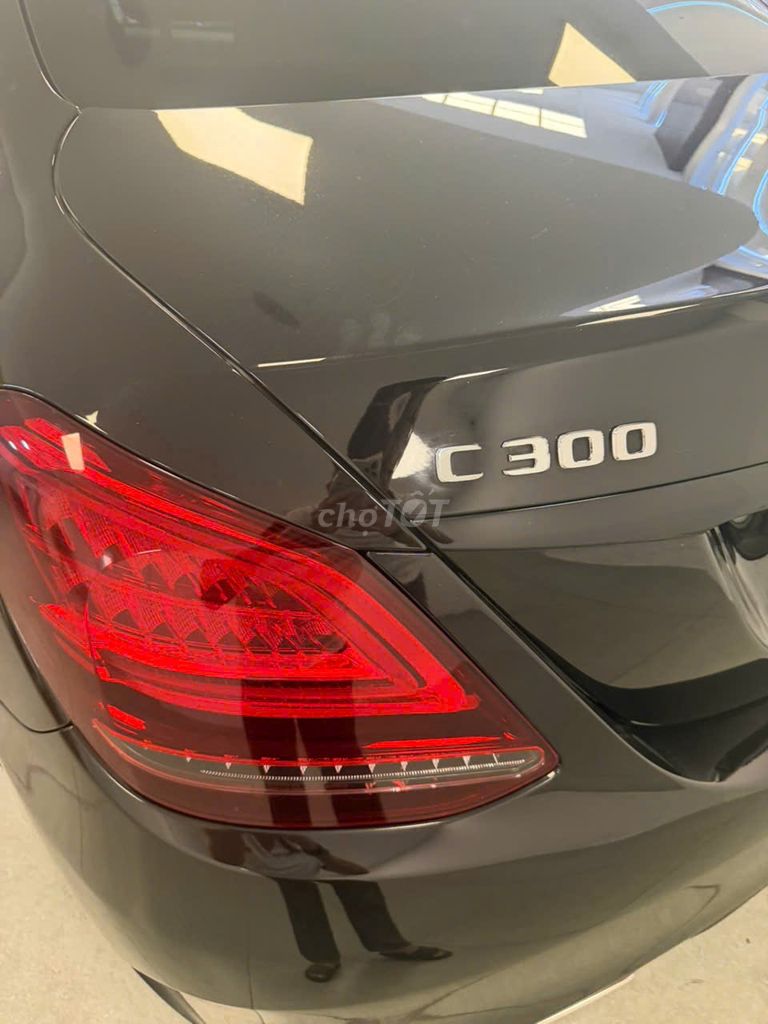 Mercedes-Benz 2019 - ảnh 4