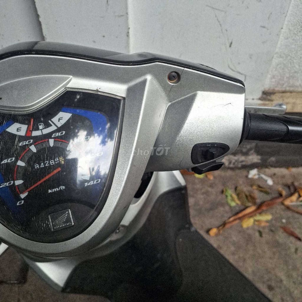 Honda Vision 2011 - ảnh 5