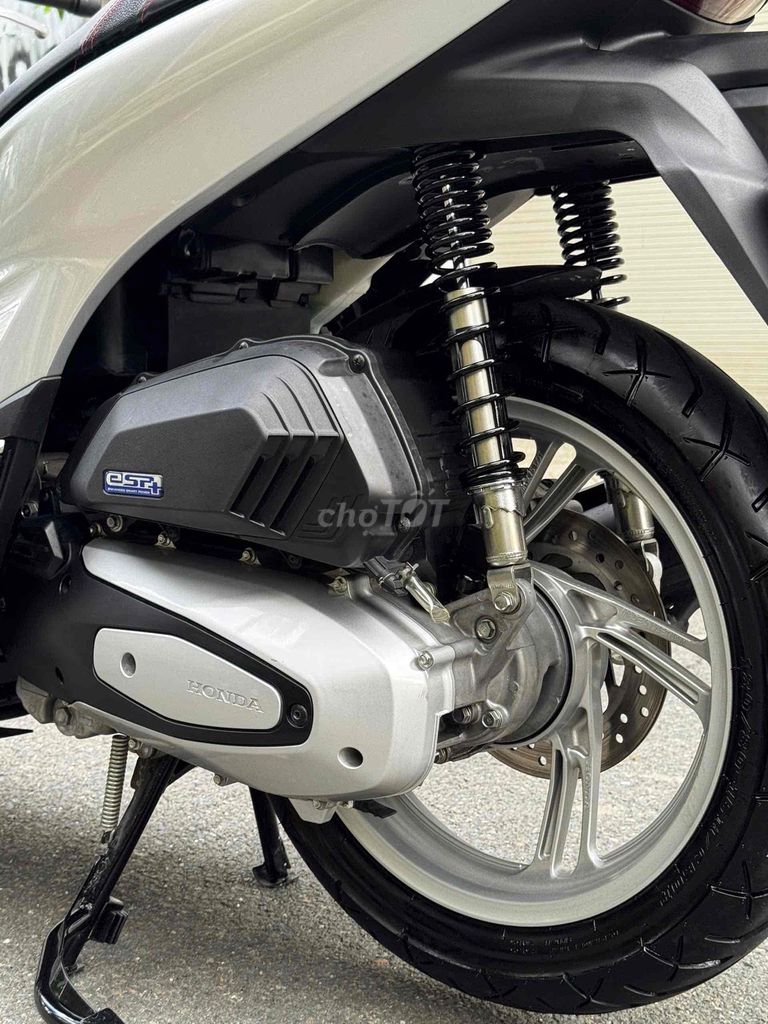 Honda SH 2024 - ảnh 4