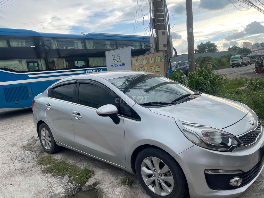 Kia Rio 2017 - ảnh 1