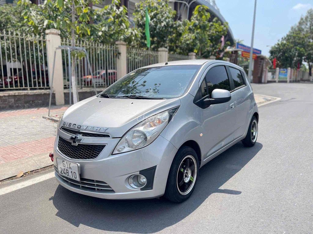 Chevrolet Spark - ảnh 4