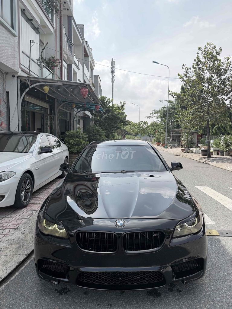 BMW 2012 - ảnh 1