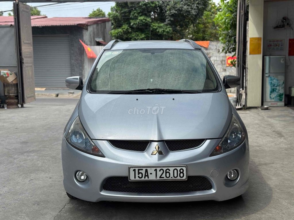 Mitsubishi Grandis 2008 - ảnh 5