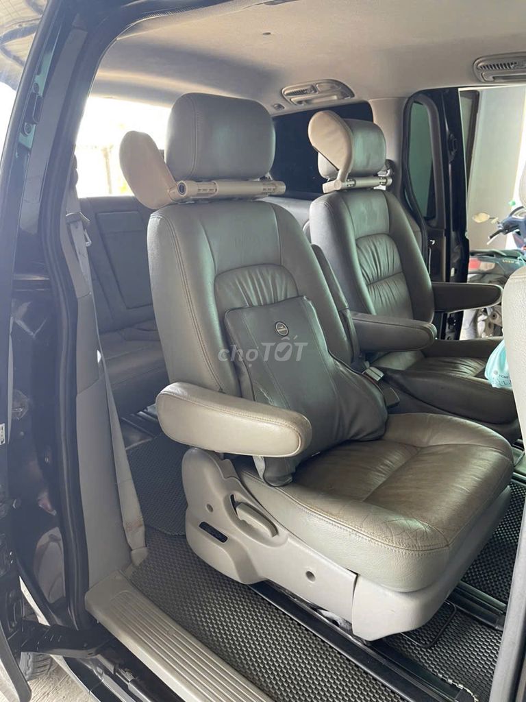Kia Carnival 2009 - ảnh 3