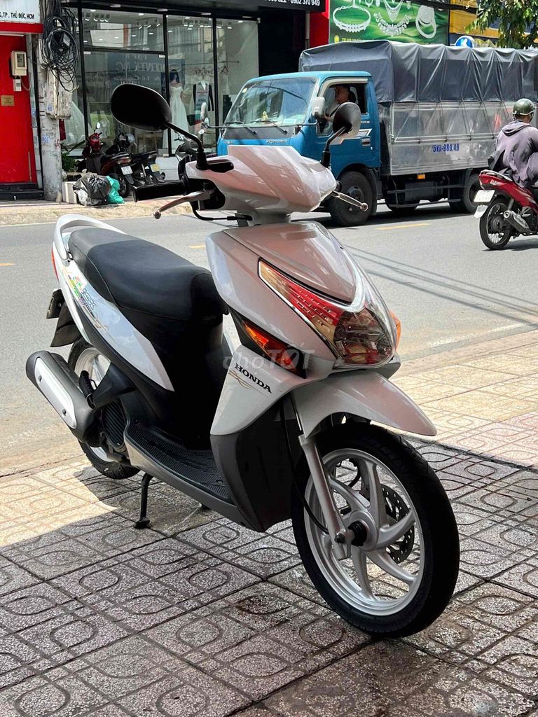 Honda Click 2011 - ảnh 4