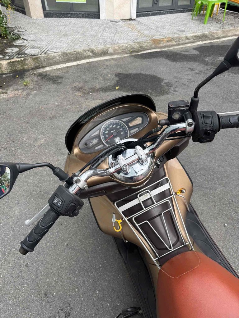 Honda PCX 2011 - ảnh 3