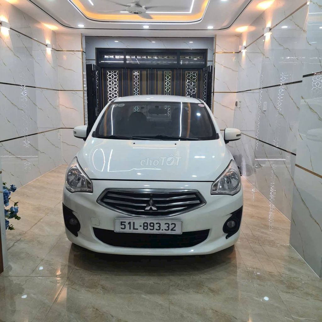 Mitsubishi Attrage 2016 - ảnh 1
