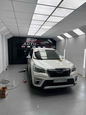Subaru Forester - ảnh 1