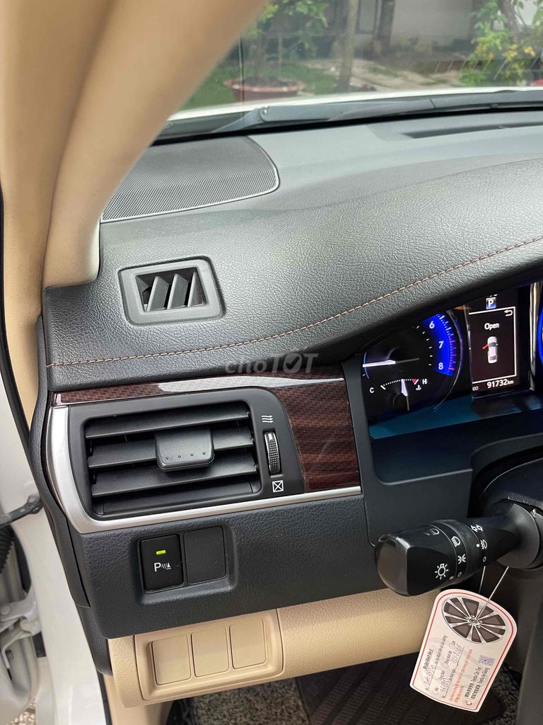 Toyota Camry 2.0E 2018 - ảnh 4