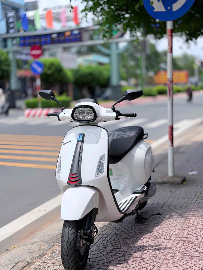 Piaggio Vespa 2026 - ảnh 4