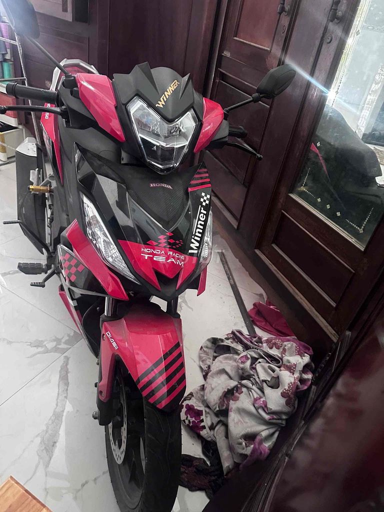 Honda Winner 2018 - ảnh 1