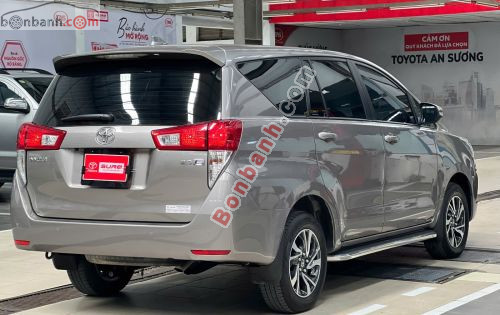 Toyota Innova E 2.0 MT 2022 - ảnh 4