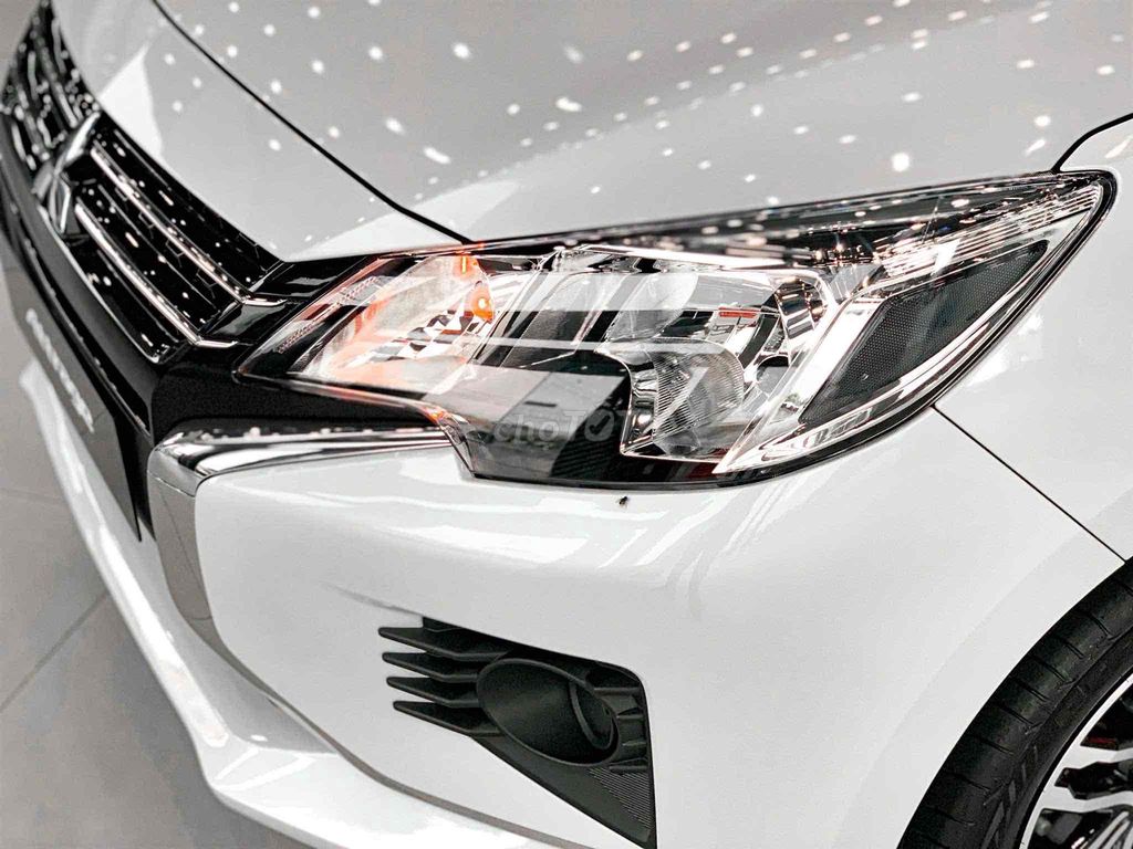 Mitsubishi Attrage 2024 - ảnh 1