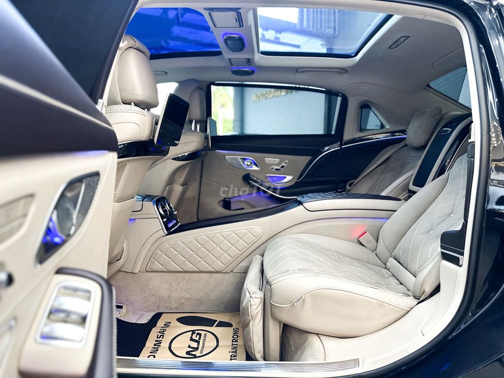 Mercedes-Benz 2019 - ảnh 5