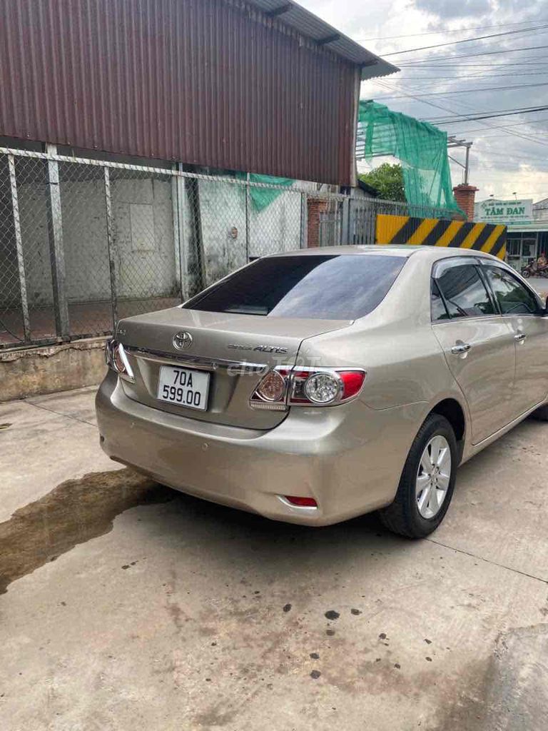 Toyota 2011 - ảnh 2