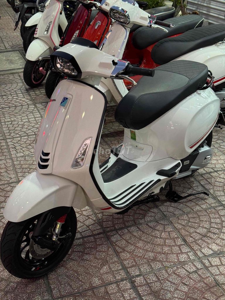 Piaggio Vespa 2021 - ảnh 2