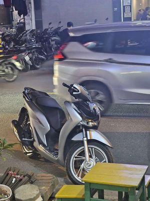 Honda SH 2023 - ảnh 1