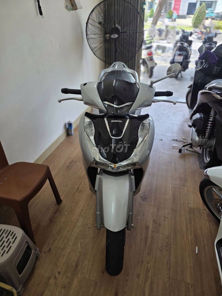 Honda SH 2024 - ảnh 1