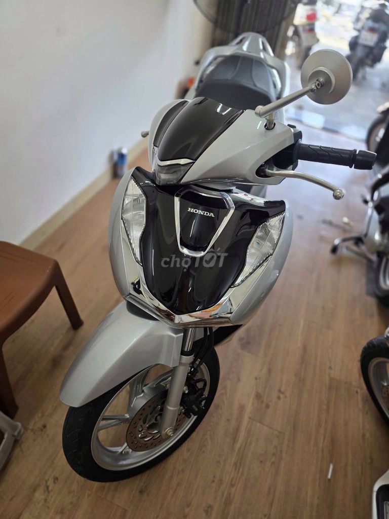 Honda SH 2024 - ảnh 3