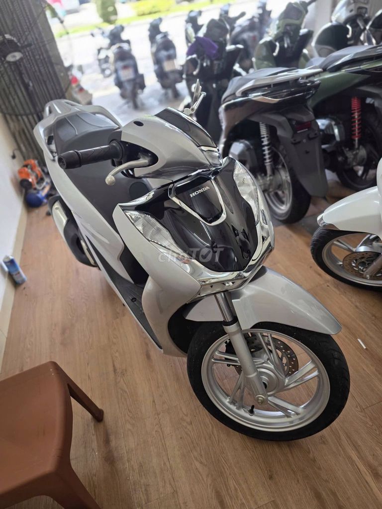 Honda SH 2024 - ảnh 4