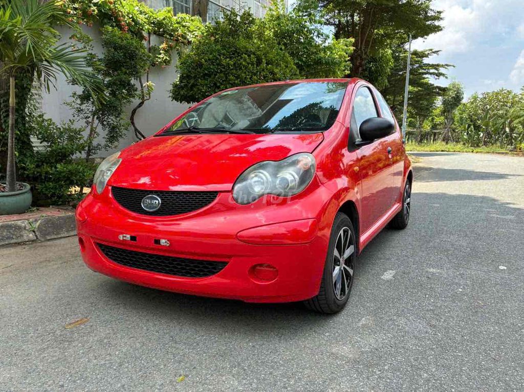 Toyota 2010 - ảnh 1