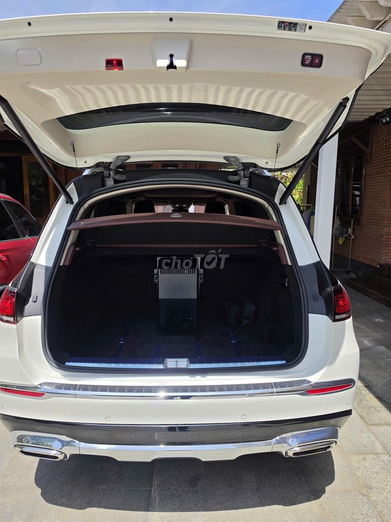 Mercedes-Benz Maybach - ảnh 2