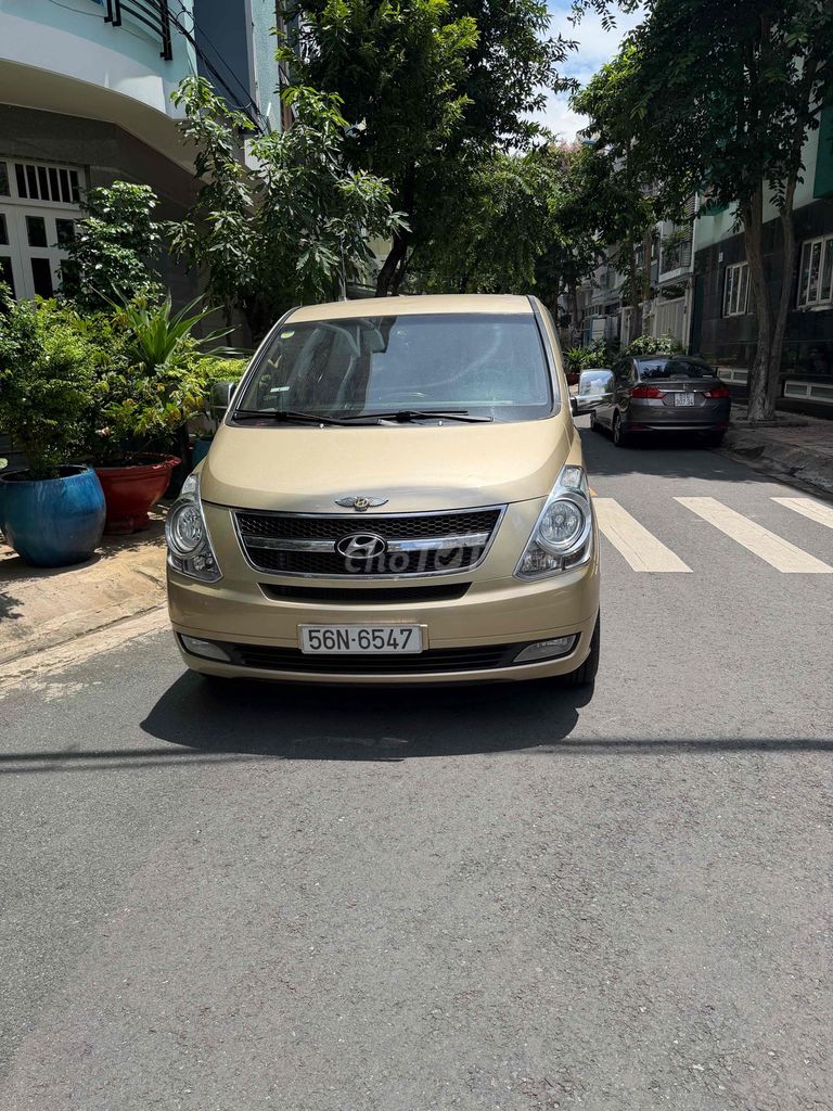 Hyundai Starex 2009 - ảnh 1