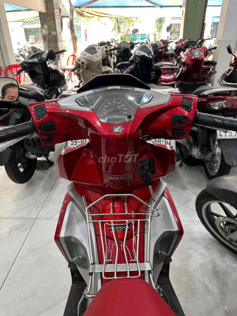Honda Air Blade 2016 - ảnh 3